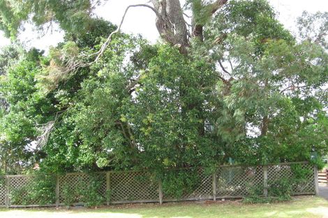 Photo of property in 1/9 Lancaster Road, Beach Haven, Auckland, 0626