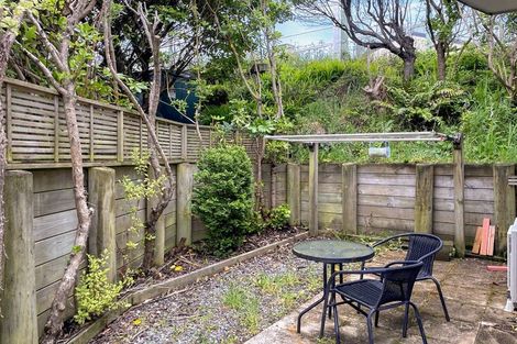 Photo of property in 54 Fortunatus Street, Brooklyn, Wellington, 6021