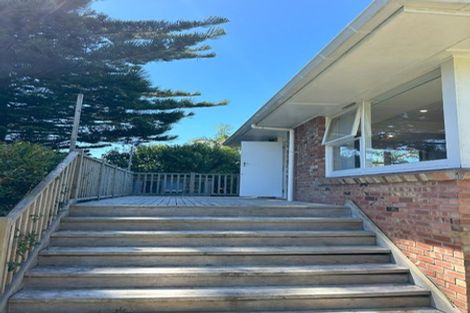 Photo of property in 1/3a Alma Road, Milford, Auckland, 0620