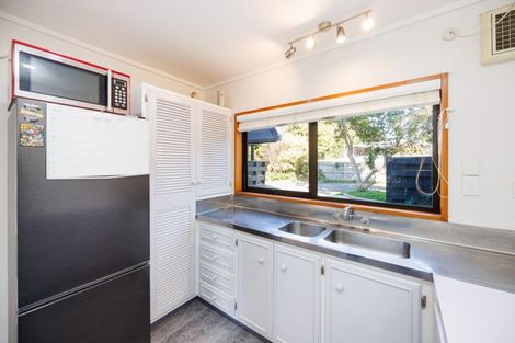 Photo of property in 2/341 College Street, West End, Palmerston North, 4410