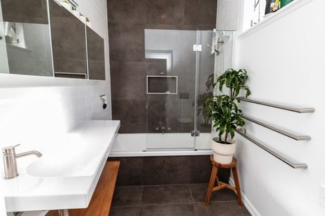 Photo of property in 105 Hataitai Road, Hataitai, Wellington, 6021