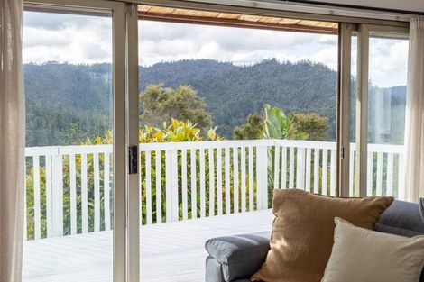 Photo of property in 6 Ridge Road, Tairua, 3508