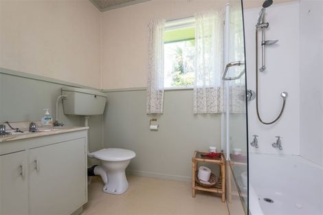 Photo of property in 33 Trig Road, Whitford, Howick, 2571