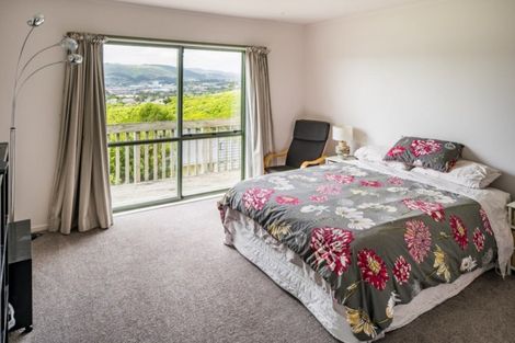 Photo of property in 16a Mawhare Street, Titahi Bay, Porirua, 5022
