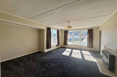 Photo of property in 114 Rata Street, Naenae, Lower Hutt, 5011