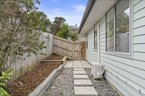 Photo of property in 5 Tee Point, Red Beach, 0932