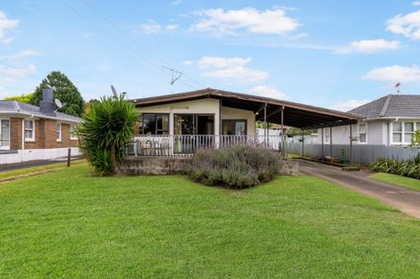 Photo of property in 114 Coronation Road, Mangere Bridge, Auckland, 2022