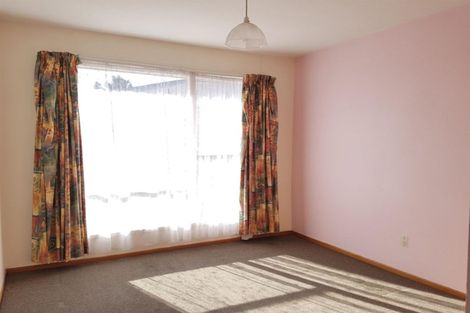 Photo of property in 2/31 Lamorna Road, Parklands, Christchurch, 8083