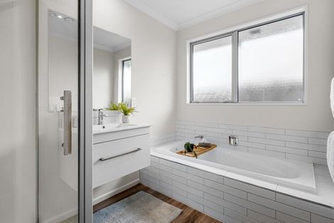 Photo of property in 10 Kokoda Street, Halswell, Christchurch, 8025