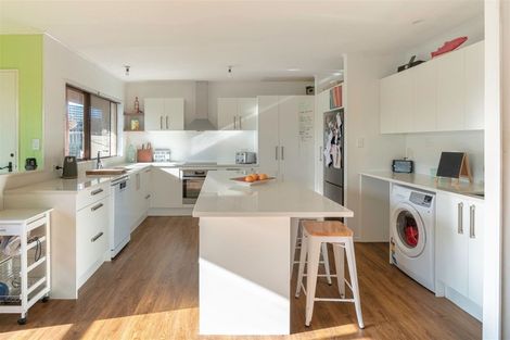 Photo of property in 61a Callender Terrace, Paraparaumu Beach, Paraparaumu, 5032