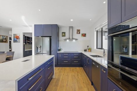 Photo of property in 6 Harrier Place, Amberley, 7410