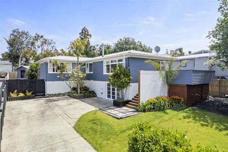 Photo of property in 22 Bayside Avenue, Te Atatu Peninsula, Auckland, 0610