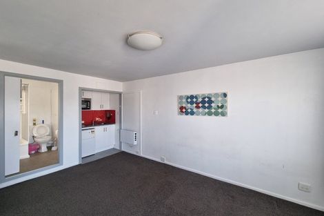 Photo of property in Avon Flats, 11/217 The Terrace, Wellington Central, Wellington, 6011