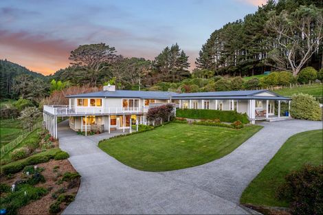 Photo of property in 997 Ohariu Valley Road, Ohariu, Wellington, 6037