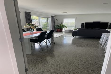 Photo of property in 7 Farnworth Terrace, Churton Park, Wellington, 6037