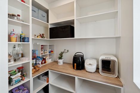 Photo of property in 46 Celestial Crescent, Orewa, 0931