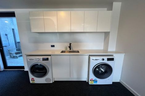 Photo of property in 11b Montgomery Avenue, Rothesay Bay, Auckland, 0630