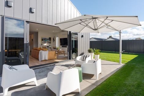 Photo of property in 24 Plains Avenue, Masterton, 5810