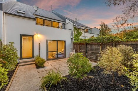 Photo of property in 2/140 Chester Street East, Christchurch Central, Christchurch, 8011