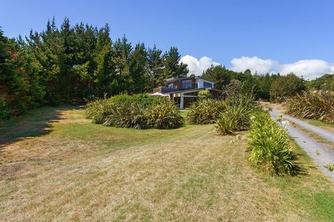 Photo of property in 24 Raukawa Road, Peka Peka, Waikanae, 5391