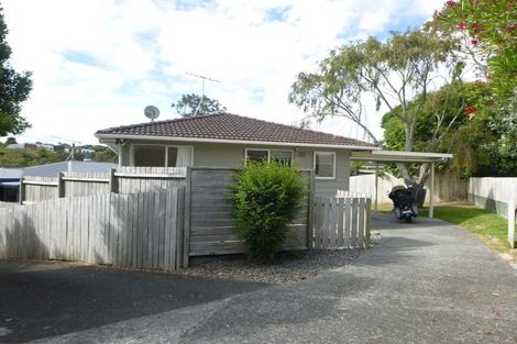 Photo of property in 66 Reynella Drive, Massey, Auckland, 0614