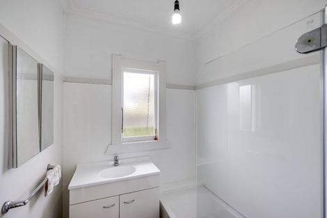 Photo of property in 9 Roach Street, Marewa, Napier, 4110