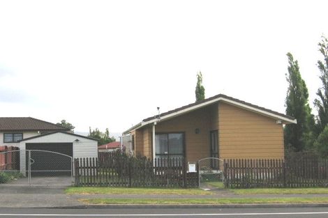 Photo of property in 194 Waitemata Drive, Ranui, Auckland, 0612