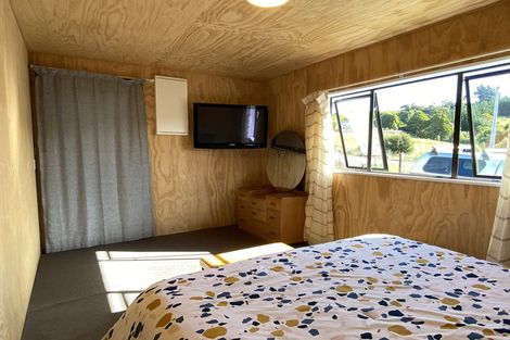 Photo of property in 11 Carrickfergus Street, Waikawa, Tokanui, 9884