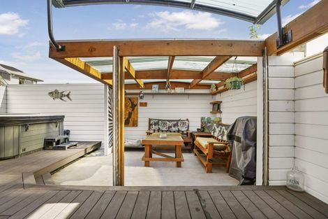 Photo of property in 4b Burn-murdoch Street, St Andrews, Hamilton, 3200