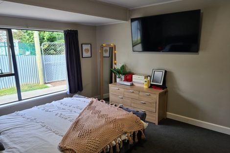 Photo of property in 27 Hawkswood Street, Waiau, 7332