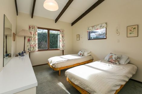 Photo of property in 131 Thompson Road, Bluff Hill, Napier, 4110