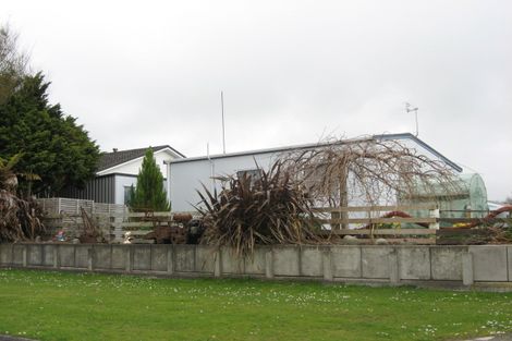 Photo of property in 10 Dunn Street, Egmont Village, 4372