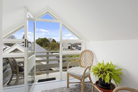 Photo of property in 39 Wiggins Street, Sumner, Christchurch, 8081