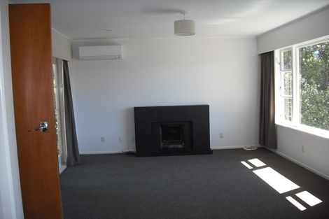 Photo of property in 19a Huntingdon Street, Northland, Wellington, 6012