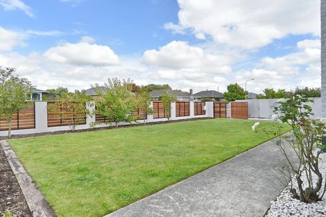 Photo of property in 25 Dunstan Crescent, Hornby, Christchurch, 8042