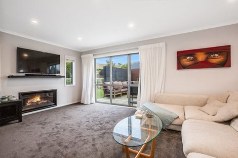 Photo of property in 17 Kepler Way, Aotea, Porirua, 5024