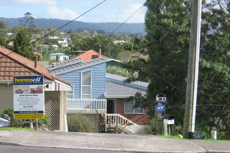 Photo of property in 33 Captain Scott Road, Glen Eden, Auckland, 0602
