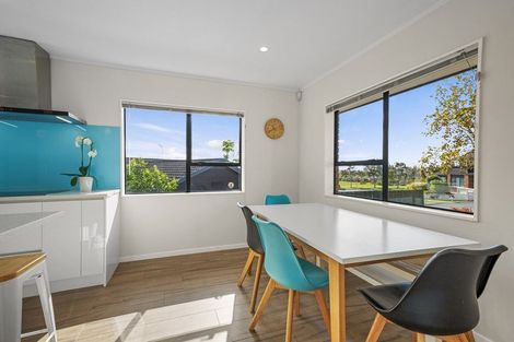Photo of property in 20 Matisse Drive, West Harbour, Auckland, 0618