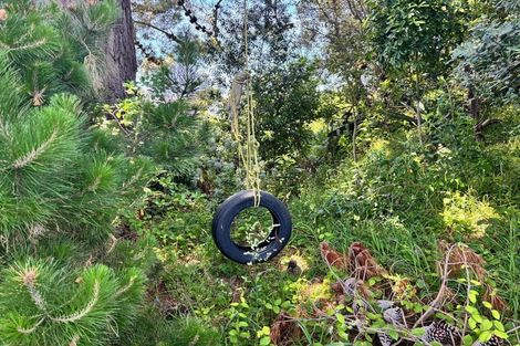 Photo of property in 7a-7b Devon Place, Cannons Creek, Porirua, 5024