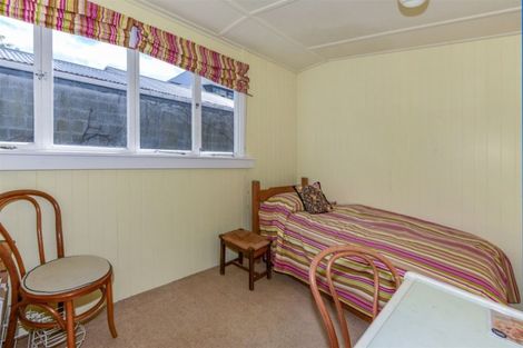Photo of property in 1 Celia Street, Redcliffs, Christchurch, 8081