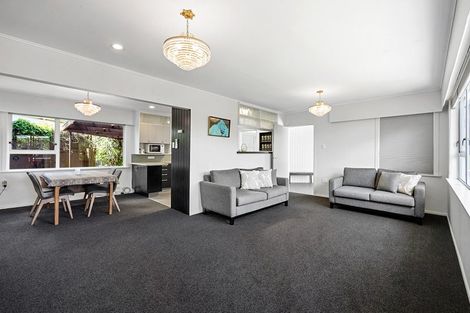 Photo of property in 16 Selwyn Street, Lower Vogeltown, New Plymouth, 4310