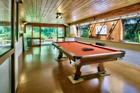 Photo of property in 12 Taraire Road, Titirangi, Auckland, 0604