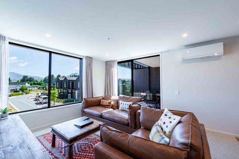 Photo of property in 2/7 Northlake Drive, Wanaka, 9305