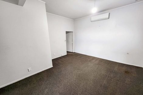 Photo of property in 9 Woodland Road, Johnsonville, Wellington, 6037