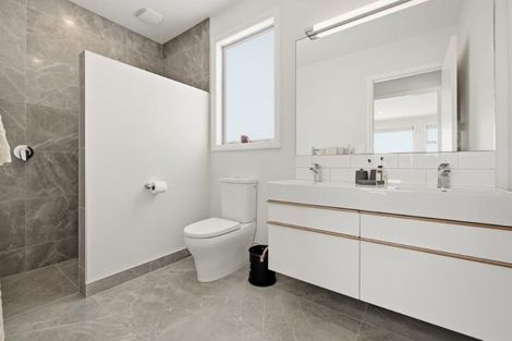 Photo of property in 6 Otira Close, Papamoa Beach, Papamoa, 3118