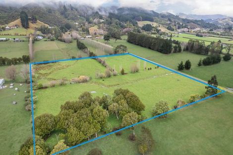 Photo of property in 1015b Beach Road, Torbay, Auckland, 0630