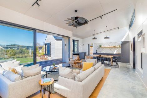 Photo of property in 18 Kahu Close, Kaiteriteri, Motueka, 7197