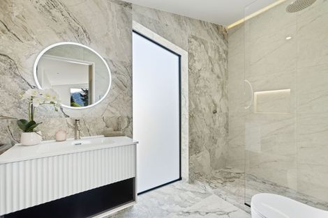 Photo of property in 1/61 Eely Point Road, Wanaka, 9305