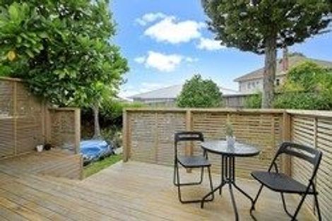 Photo of property in 3/30 Arabi Street, Sandringham, Auckland, 1041