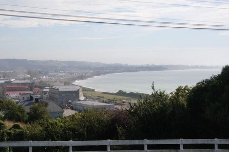 Photo of property in 39 Test Street, South Hill, Oamaru, 9400